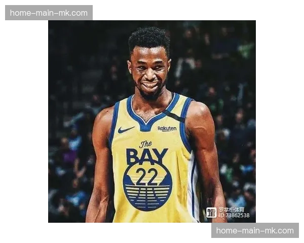 更衣室领袖：追梦格林如何帮助年轻球员融入勇士攻防体系